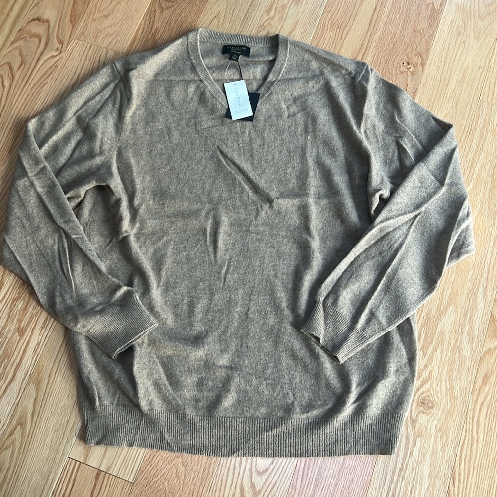 New! Club Room men’s XXL dark natural heather cashmere sweater.